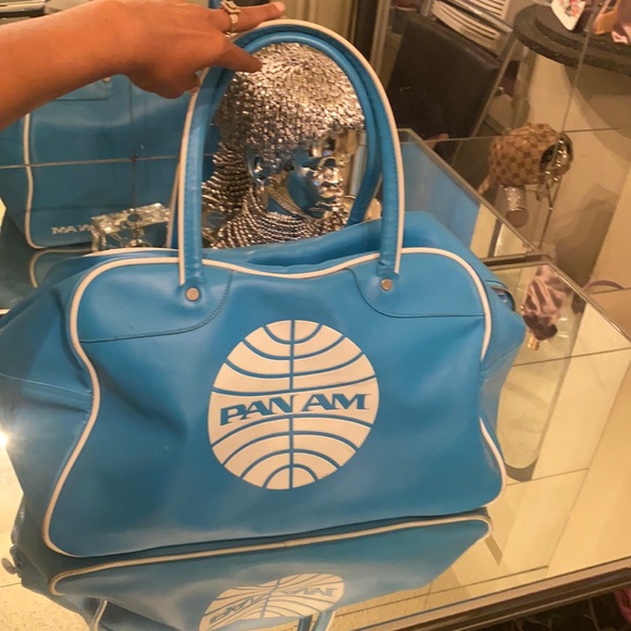 pan america Handbags - Vintage PAN AMERICAN Big Airways tote